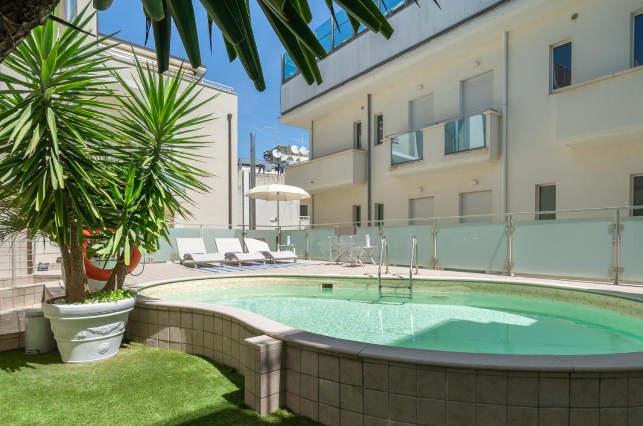 Residence Capitol Cattolica Exterior foto