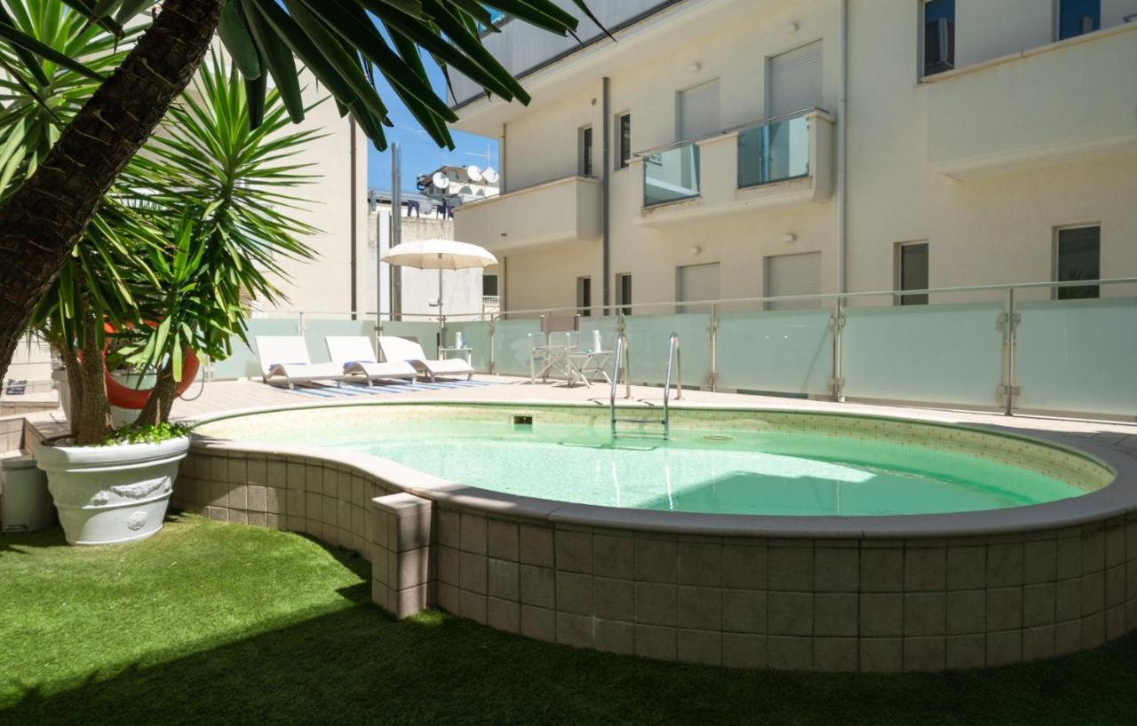 Residence Capitol Cattolica Exterior foto